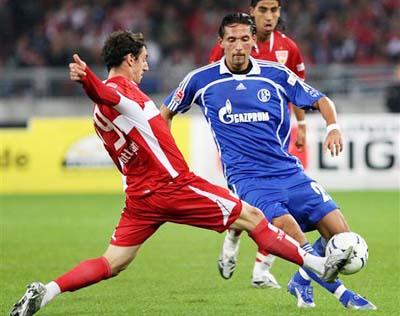 现欧冠梦想 现欧冠梦想